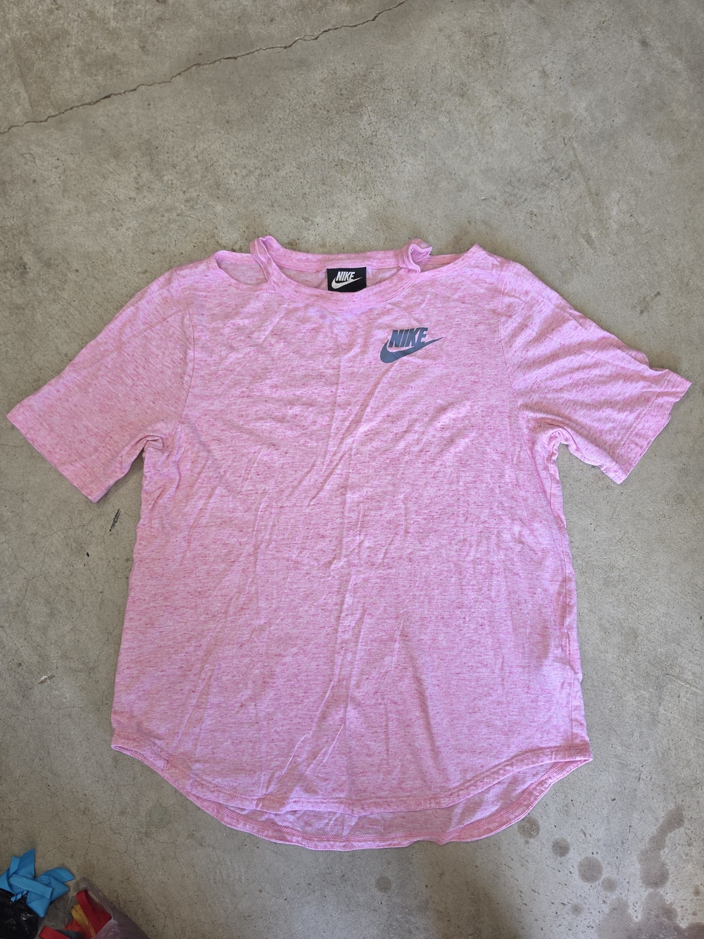 Nike Girls Pink Heather Cutout Shoulder T-Shirt | Youth XL | Athletic Activewear